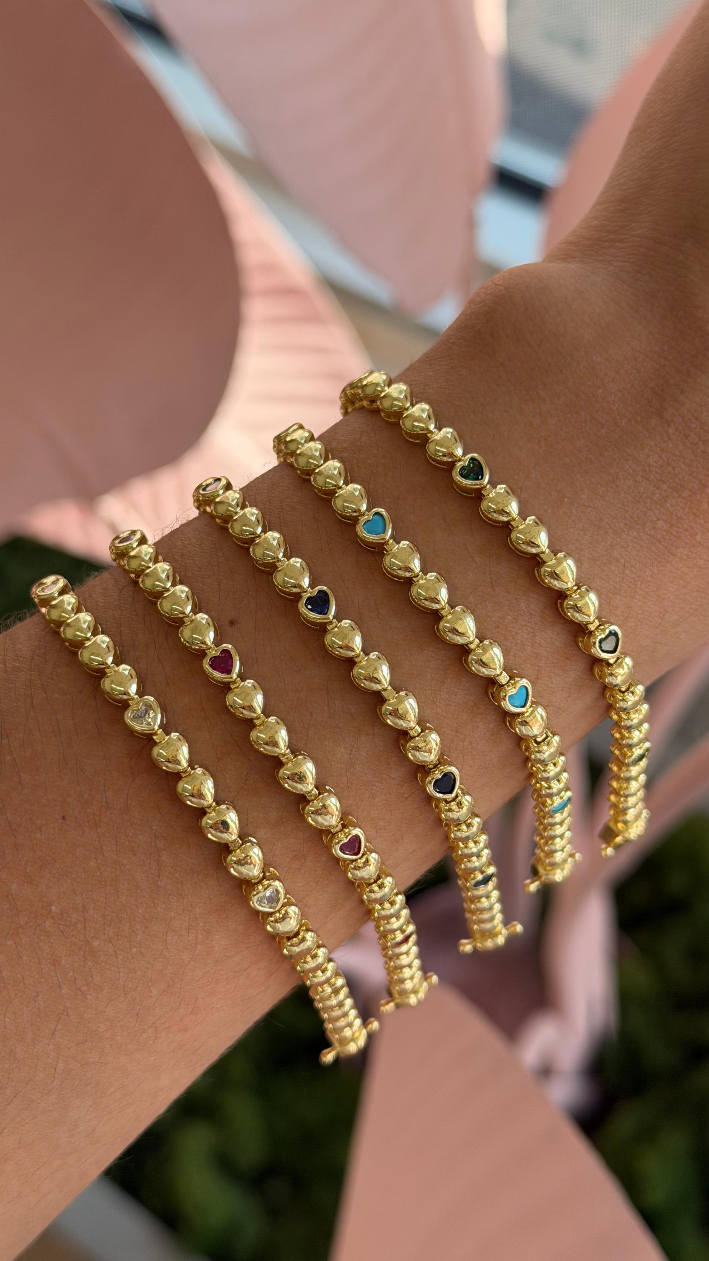 Gold heart bracelet