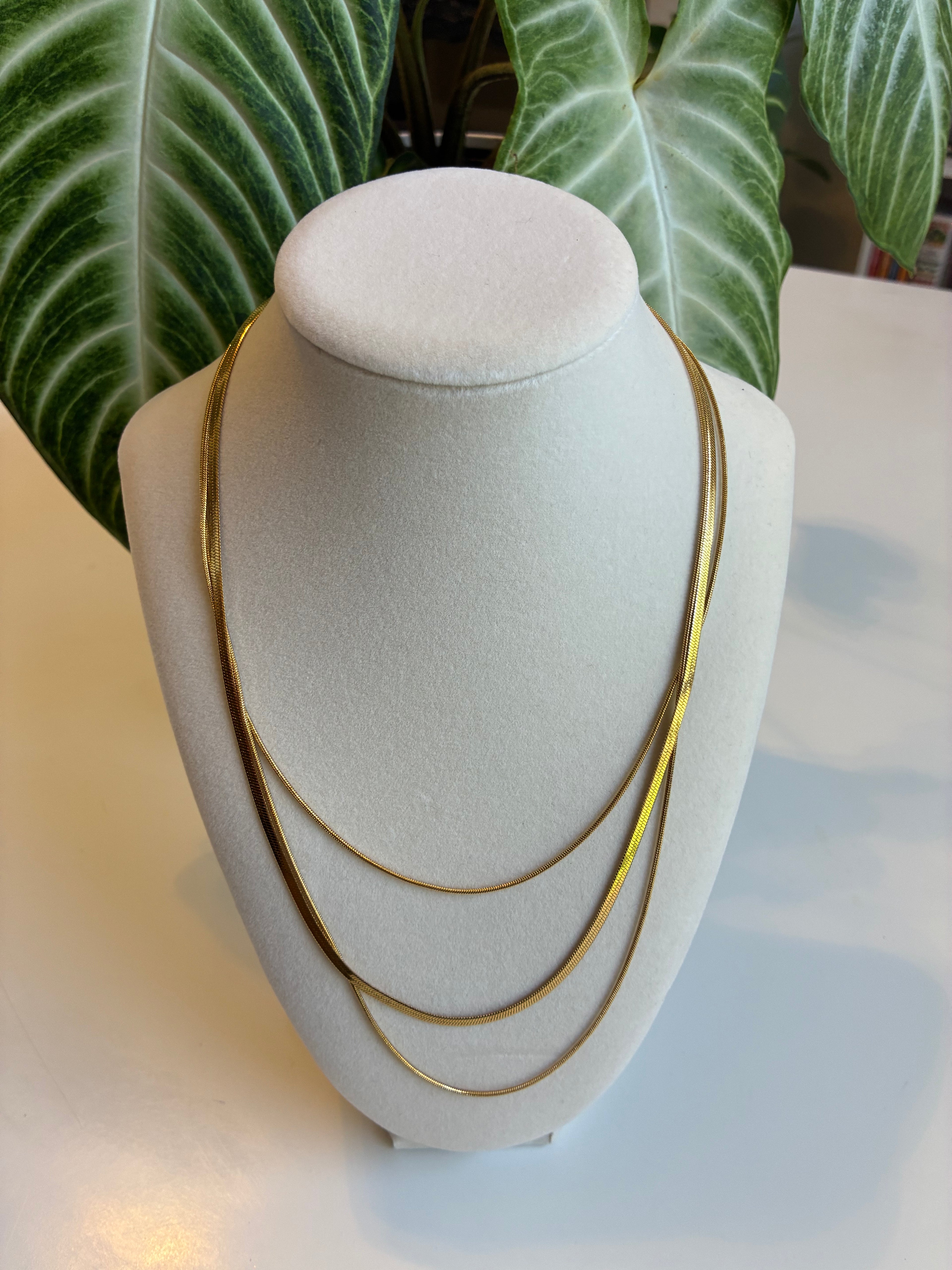 Triple Herringbone dainty necklace